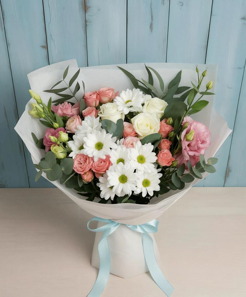 Букет цветов из: Розы, Лизиантусы и Хризантемы в Кизляре Республики Дагестан