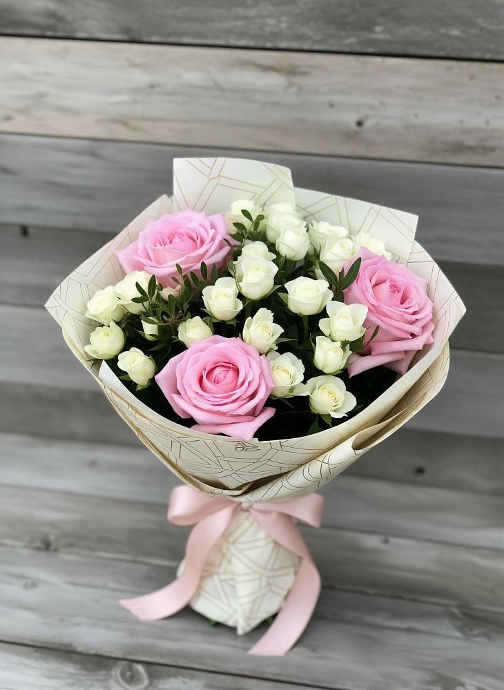 Букет цветов из: Розы в Кизляре Республики Дагестан
