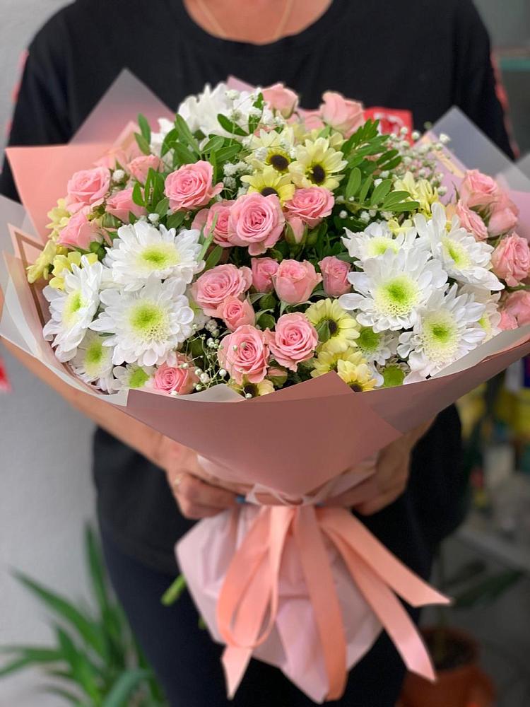 Букет цветов из: Розы и Хризантемы в Кизляре Республики Дагестан