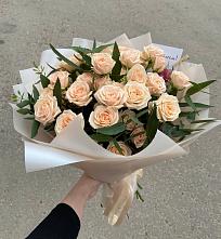 Букет Кремовые розы Латте в Кизляре Республики Дагестан