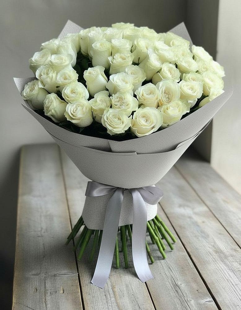 Букет 35 Белых роз в Кизляре Республики Дагестан
