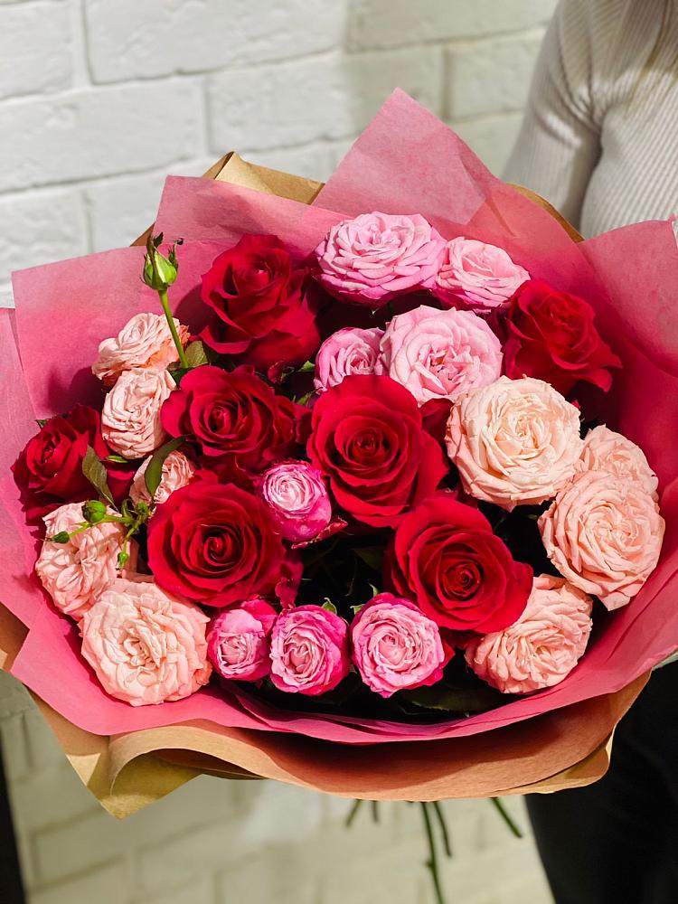 Букет цветов из: Розы в Кизляре Республики Дагестан