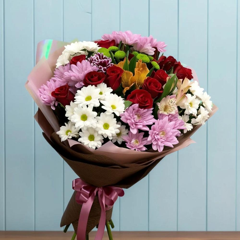 Букет цветов из: Розы, Хризантемы и Альстромерии в Кизляре Республики Дагестан
