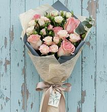 Букет цветов из:  Розы в Кизляре Республики Дагестан