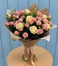 Букет цветов из:  Розы в Кизляре Республики Дагестан