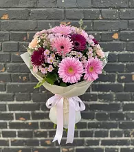 Букет цветов из:  Герберы и Хризантемы #REPLACE_PRED# Кизляре Республики Дагестан