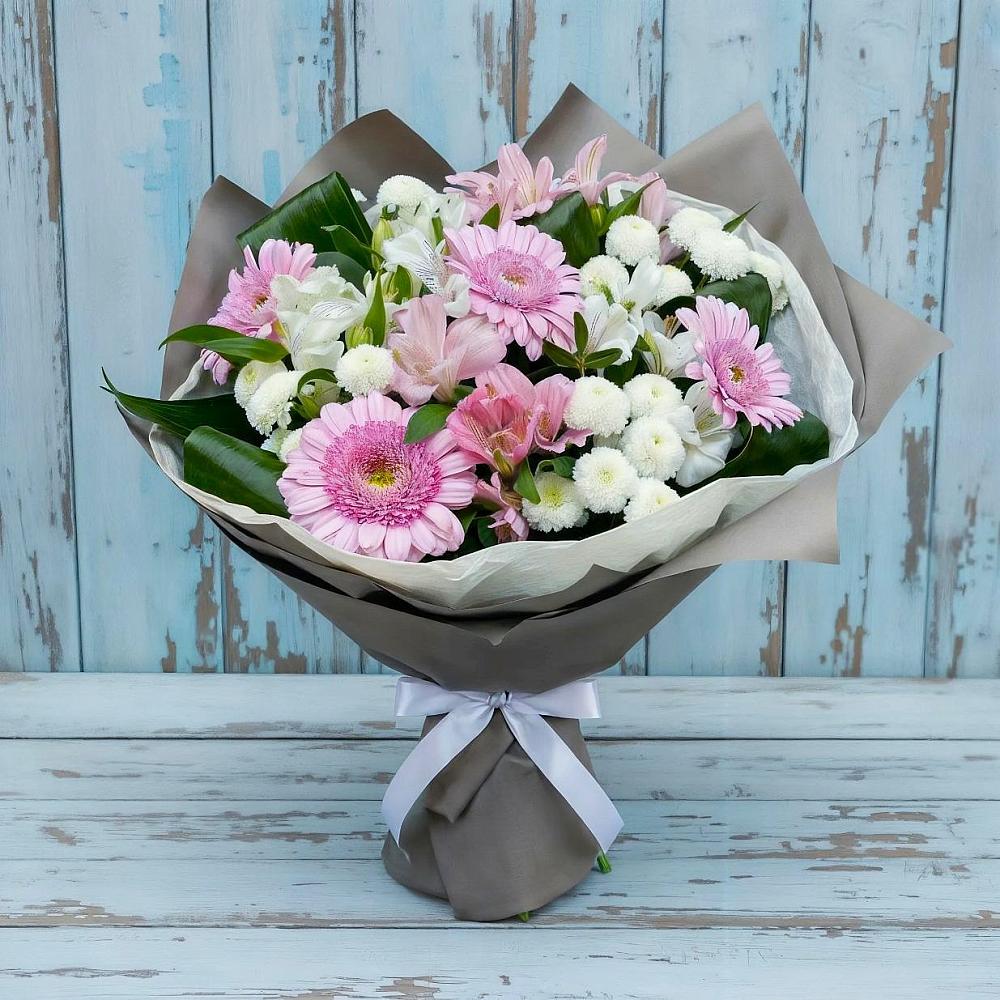 Букет цветов из: Герберы, Альстромерии и Хризантемы в Кизляре Республики Дагестан