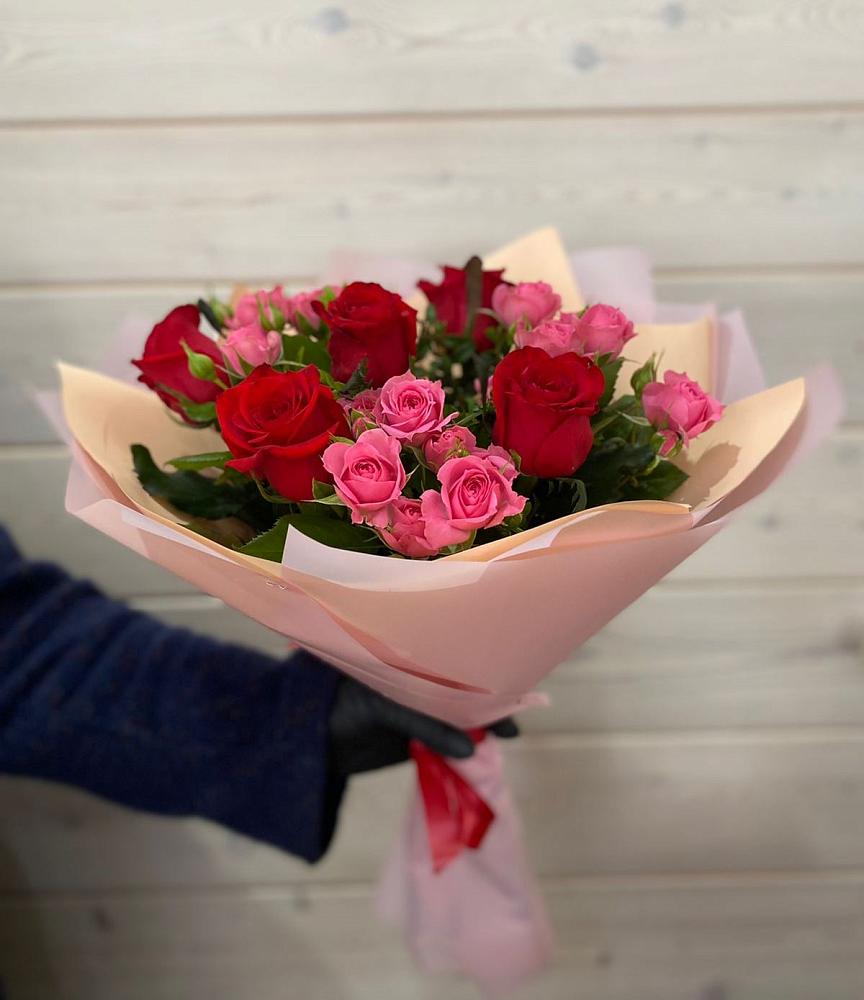 Букет цветов из: Розы в Кизляре Республики Дагестан