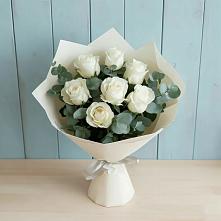 Букет Белые розы в Эвкалипте в Кизляре Республики Дагестан